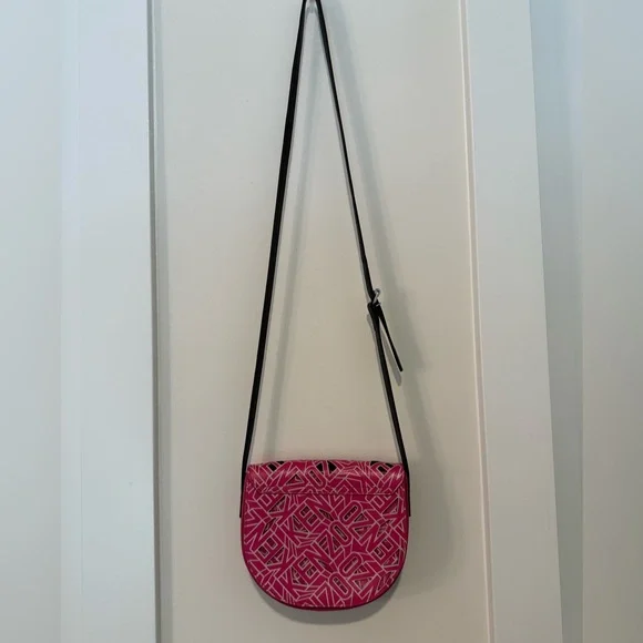 KENZO Hot Pink Laser Cut Leather Flying Crossbody Bag in Pristine Condition - Picture 13 of 17